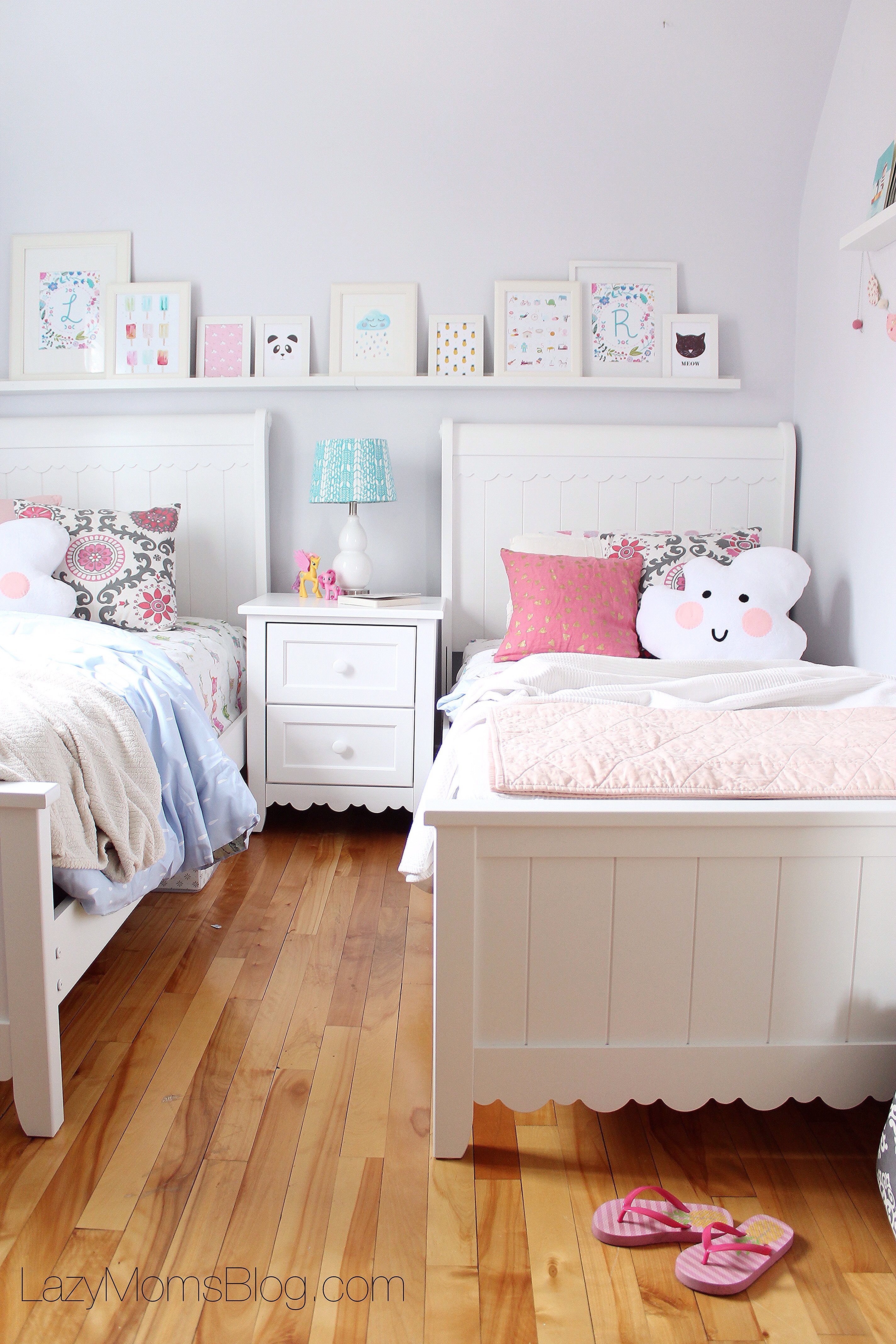 Pastel shared bedroom 