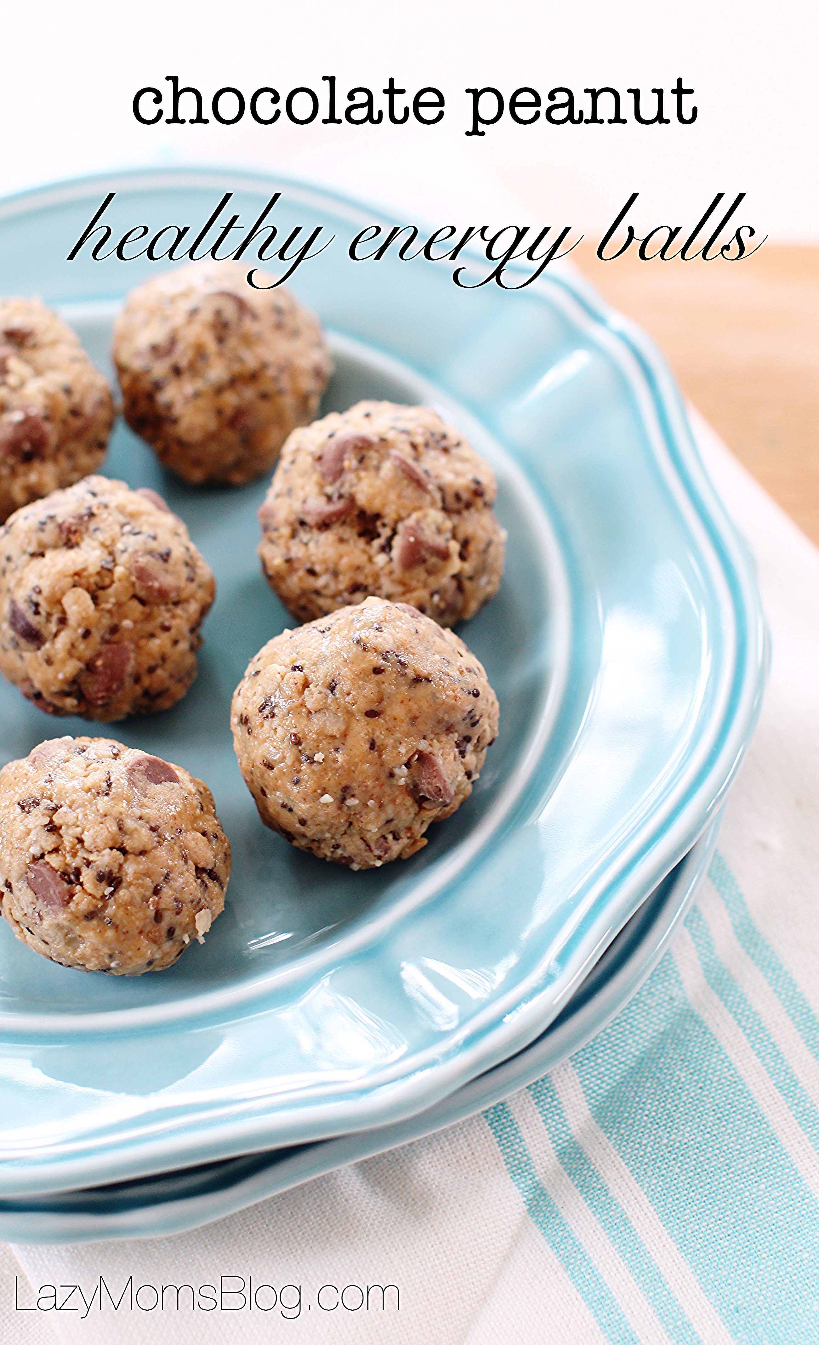 These chocolate peanut energy balls are the perfect little bites to boost your energy and nourish your cravings. The best  chocolate peanut healthy energy balls out there!